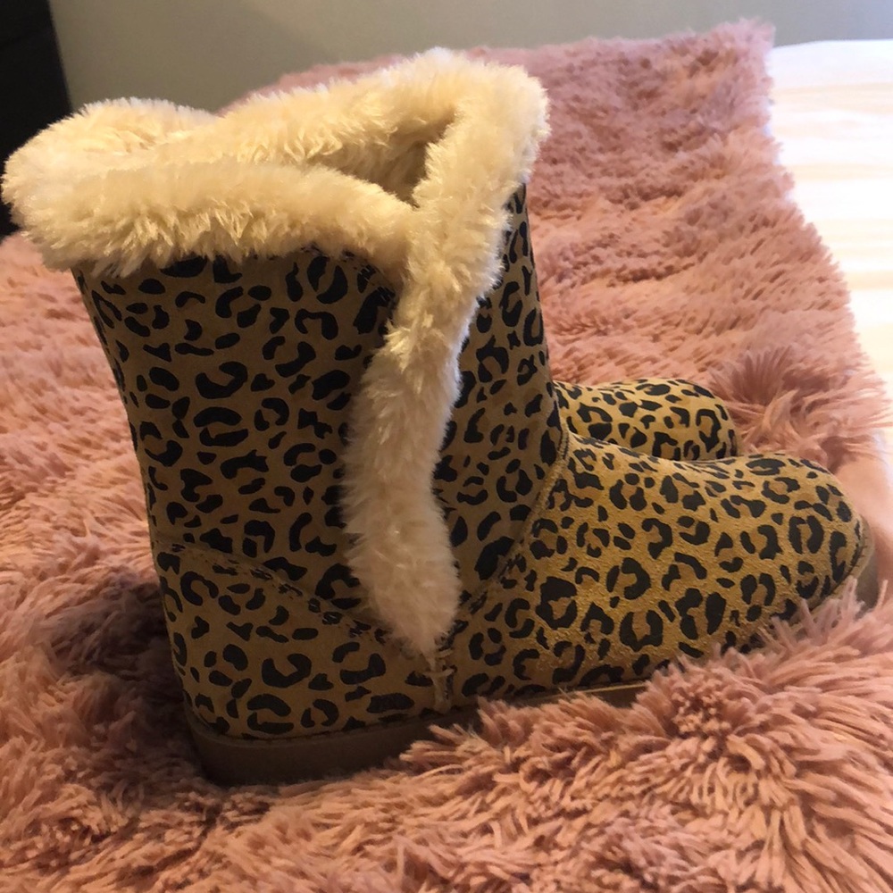 Brand new leopard print boots